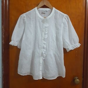 Gap M Medium ruffled pleated blouse